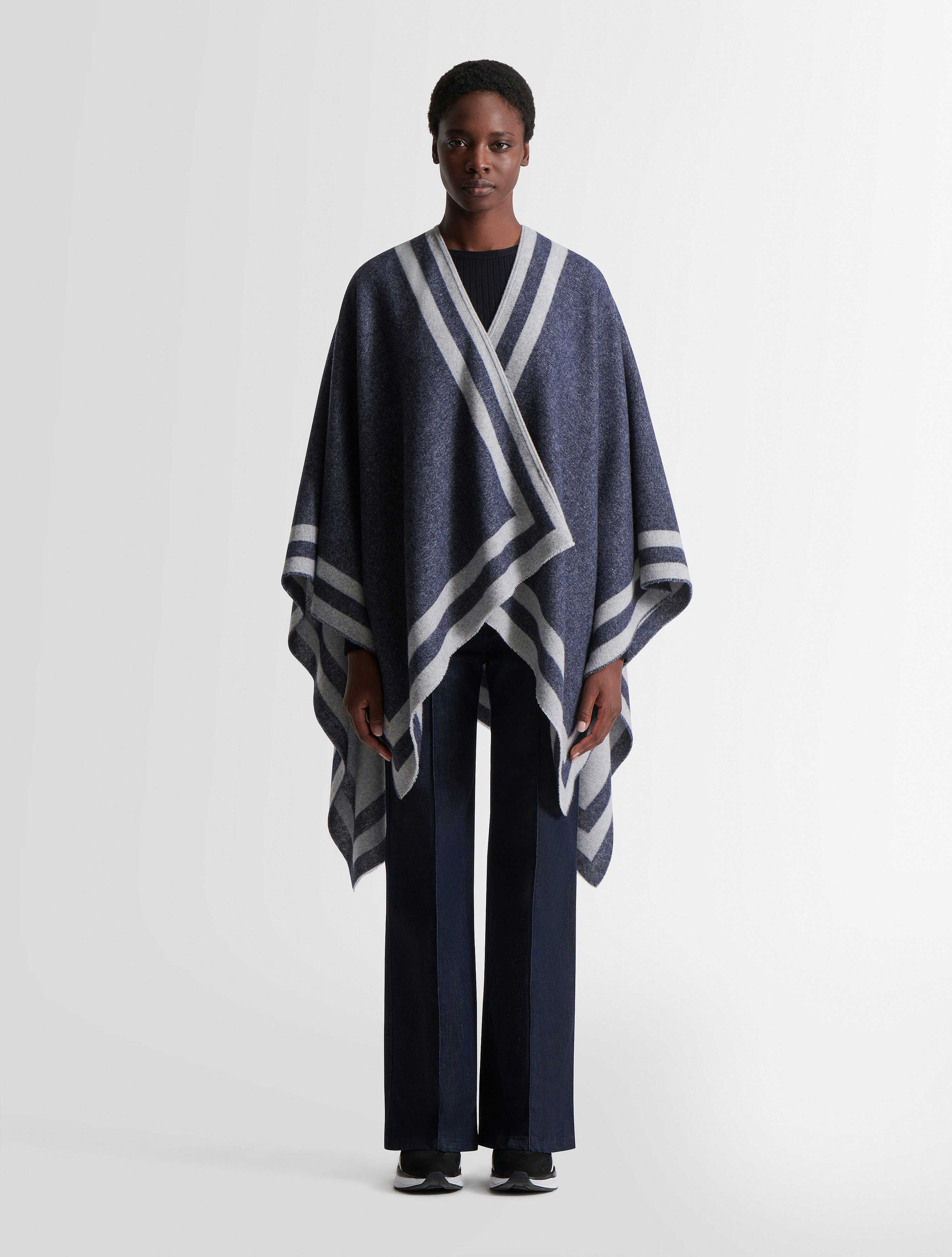 Fusalp Jacquard-Poncho *Frauen Zubehor
