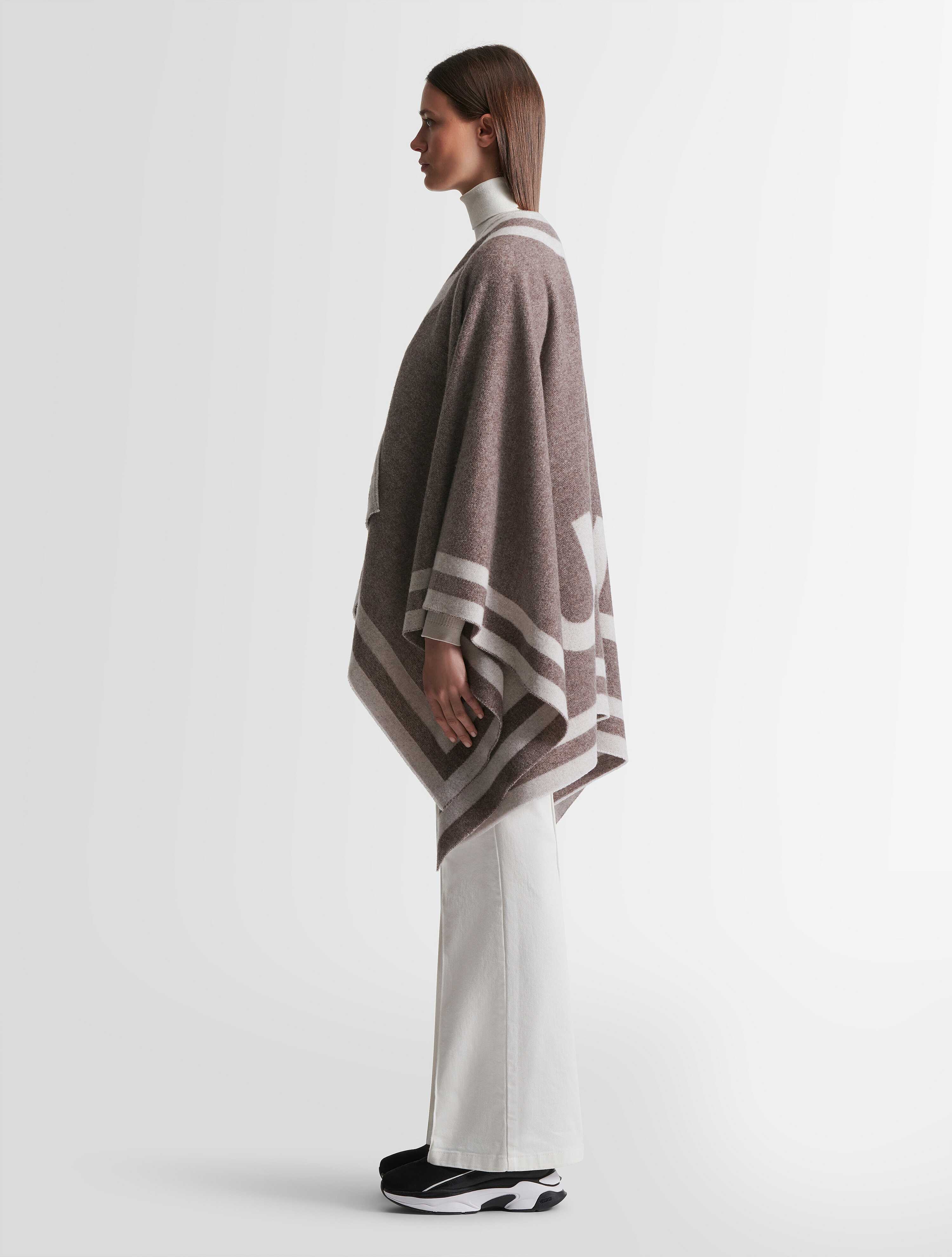 Fusalp Jacquard-Poncho *Zubehor